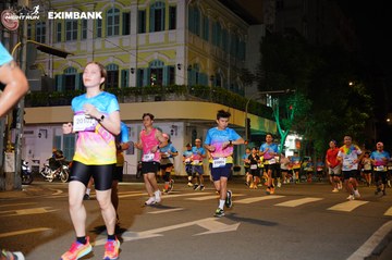 HO CHI MINH CITY NIGHT RUN EXIMBANK 2024 - Ảnh #2032078