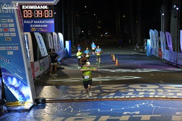HO CHI MINH CITY NIGHT RUN EXIMBANK 2024 - Ảnh #2028277