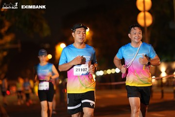 HO CHI MINH CITY NIGHT RUN EXIMBANK 2024 - Ảnh #2160533