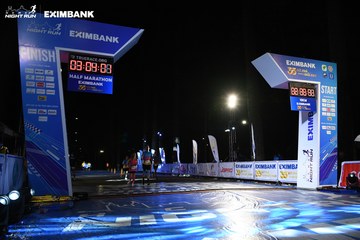 HO CHI MINH CITY NIGHT RUN EXIMBANK 2024 - Ảnh #2063239