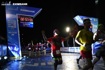 HO CHI MINH CITY NIGHT RUN EXIMBANK 2024 - Ảnh #2059668