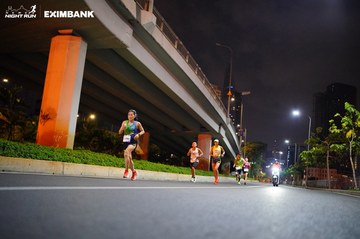 HO CHI MINH CITY NIGHT RUN EXIMBANK 2024 - Ảnh #1988609