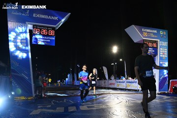 HO CHI MINH CITY NIGHT RUN EXIMBANK 2024 - Ảnh #2061490