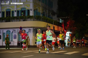 HO CHI MINH CITY NIGHT RUN EXIMBANK 2024 - Ảnh #2031319