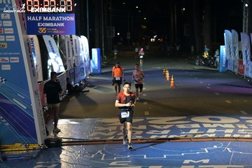 HO CHI MINH CITY NIGHT RUN EXIMBANK 2024 - Ảnh #2026586