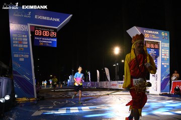 HO CHI MINH CITY NIGHT RUN EXIMBANK 2024 - Ảnh #2061264