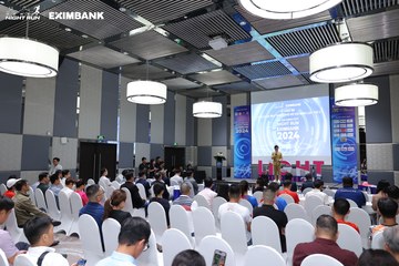 HO CHI MINH CITY NIGHT RUN EXIMBANK 2024 - Ảnh #1963285