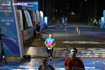 HO CHI MINH CITY NIGHT RUN EXIMBANK 2024 - Ảnh #2026809