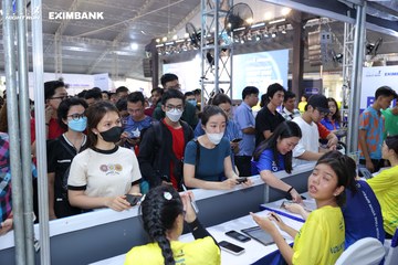 HO CHI MINH CITY NIGHT RUN EXIMBANK 2024 - Ảnh #1964346