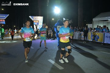 HO CHI MINH CITY NIGHT RUN EXIMBANK 2024 - Ảnh #1970847