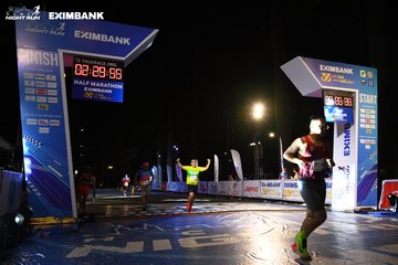 HO CHI MINH CITY NIGHT RUN EXIMBANK 2024 - Ảnh #2065352