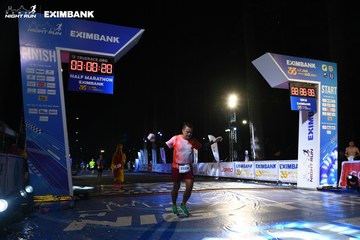 HO CHI MINH CITY NIGHT RUN EXIMBANK 2024 - Ảnh #2061166
