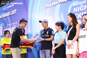 HO CHI MINH CITY NIGHT RUN EXIMBANK 2024 - Ảnh #1964880