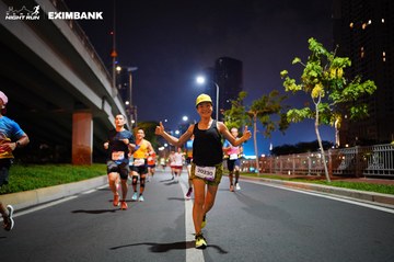 HO CHI MINH CITY NIGHT RUN EXIMBANK 2024 - Ảnh #1988782