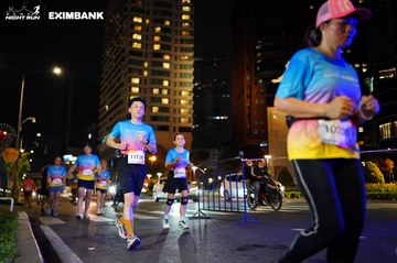 HO CHI MINH CITY NIGHT RUN EXIMBANK 2024 - Ảnh #1990805