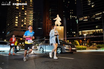 HO CHI MINH CITY NIGHT RUN EXIMBANK 2024 - Ảnh #1990227