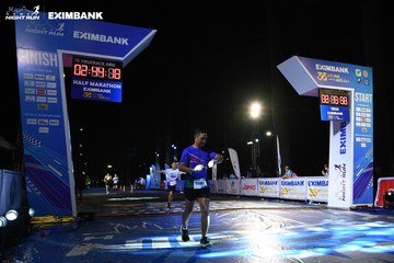 HO CHI MINH CITY NIGHT RUN EXIMBANK 2024 - Ảnh #2064236