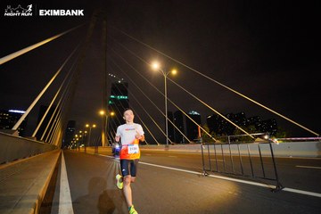 HO CHI MINH CITY NIGHT RUN EXIMBANK 2024 - Ảnh #2023010