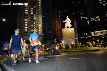 HO CHI MINH CITY NIGHT RUN EXIMBANK 2024 - Ảnh #1991191