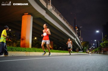 HO CHI MINH CITY NIGHT RUN EXIMBANK 2024 - Ảnh #1988596
