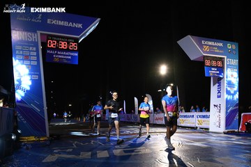 HO CHI MINH CITY NIGHT RUN EXIMBANK 2024 - Ảnh #2059823