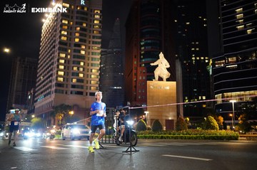 HO CHI MINH CITY NIGHT RUN EXIMBANK 2024 - Ảnh #1989609