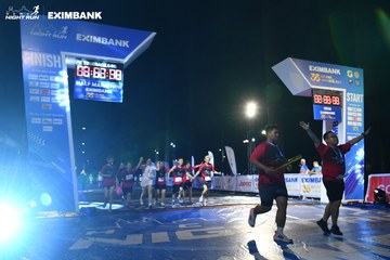HO CHI MINH CITY NIGHT RUN EXIMBANK 2024 - Ảnh #2059790