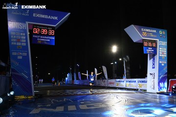 HO CHI MINH CITY NIGHT RUN EXIMBANK 2024 - Ảnh #2060812