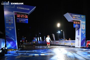 HO CHI MINH CITY NIGHT RUN EXIMBANK 2024 - Ảnh #2062860