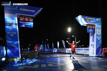 HO CHI MINH CITY NIGHT RUN EXIMBANK 2024 - Ảnh #2061340