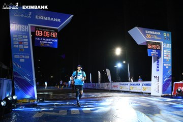 HO CHI MINH CITY NIGHT RUN EXIMBANK 2024 - Ảnh #2065588