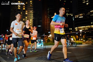 HO CHI MINH CITY NIGHT RUN EXIMBANK 2024 - Ảnh #1990271