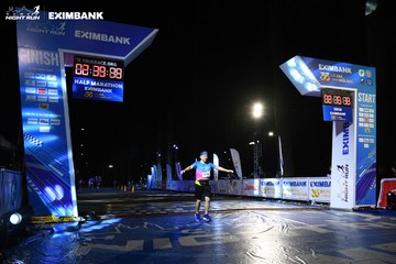 HO CHI MINH CITY NIGHT RUN EXIMBANK 2024 - Ảnh #2060878