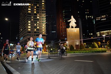 HO CHI MINH CITY NIGHT RUN EXIMBANK 2024 - Ảnh #1990140
