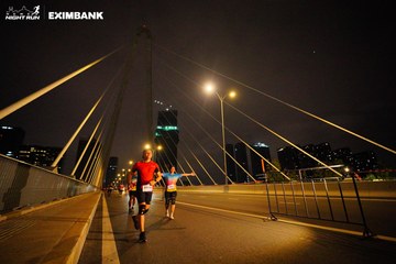 HO CHI MINH CITY NIGHT RUN EXIMBANK 2024 - Ảnh #2025011