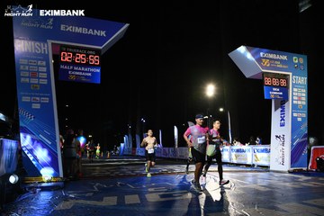 HO CHI MINH CITY NIGHT RUN EXIMBANK 2024 - Ảnh #2061198