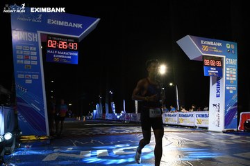 HO CHI MINH CITY NIGHT RUN EXIMBANK 2024 - Ảnh #2062540