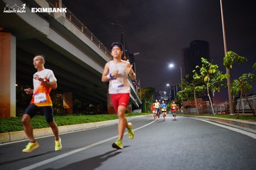HO CHI MINH CITY NIGHT RUN EXIMBANK 2024 - Ảnh #1988579