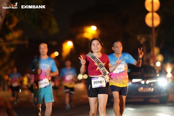 HO CHI MINH CITY NIGHT RUN EXIMBANK 2024 - Ảnh #2160516