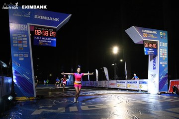 HO CHI MINH CITY NIGHT RUN EXIMBANK 2024 - Ảnh #2060303