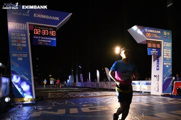 HO CHI MINH CITY NIGHT RUN EXIMBANK 2024 - Ảnh #2059459