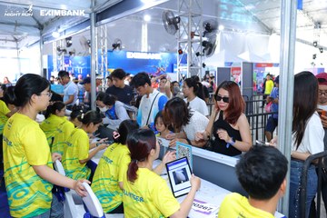 HO CHI MINH CITY NIGHT RUN EXIMBANK 2024 - Ảnh #1965614