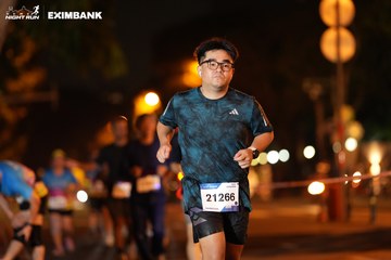 HO CHI MINH CITY NIGHT RUN EXIMBANK 2024 - Ảnh #2160443