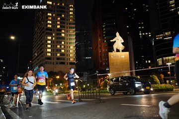 HO CHI MINH CITY NIGHT RUN EXIMBANK 2024 - Ảnh #1991712