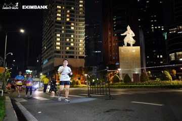 HO CHI MINH CITY NIGHT RUN EXIMBANK 2024 - Ảnh #1991019