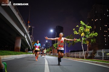 HO CHI MINH CITY NIGHT RUN EXIMBANK 2024 - Ảnh #1988821