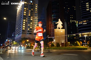 HO CHI MINH CITY NIGHT RUN EXIMBANK 2024 - Ảnh #1989281