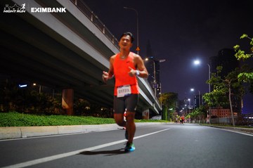 HO CHI MINH CITY NIGHT RUN EXIMBANK 2024 - Ảnh #1988699