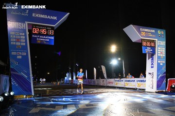 HO CHI MINH CITY NIGHT RUN EXIMBANK 2024 - Ảnh #2065279