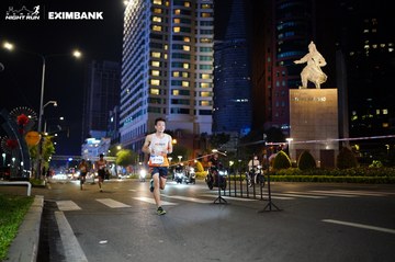 HO CHI MINH CITY NIGHT RUN EXIMBANK 2024 - Ảnh #1989046